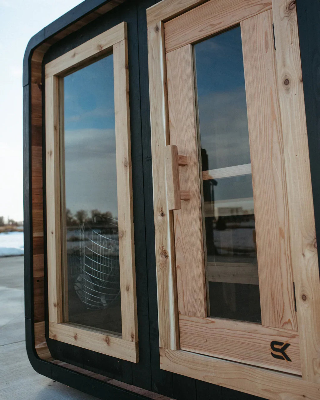 Sweat Kingdom USA Made 4 Person Blackout Sweat Cabin Indoor/Outdoor Traditional Sauna | SK-CABIN-4P-BO