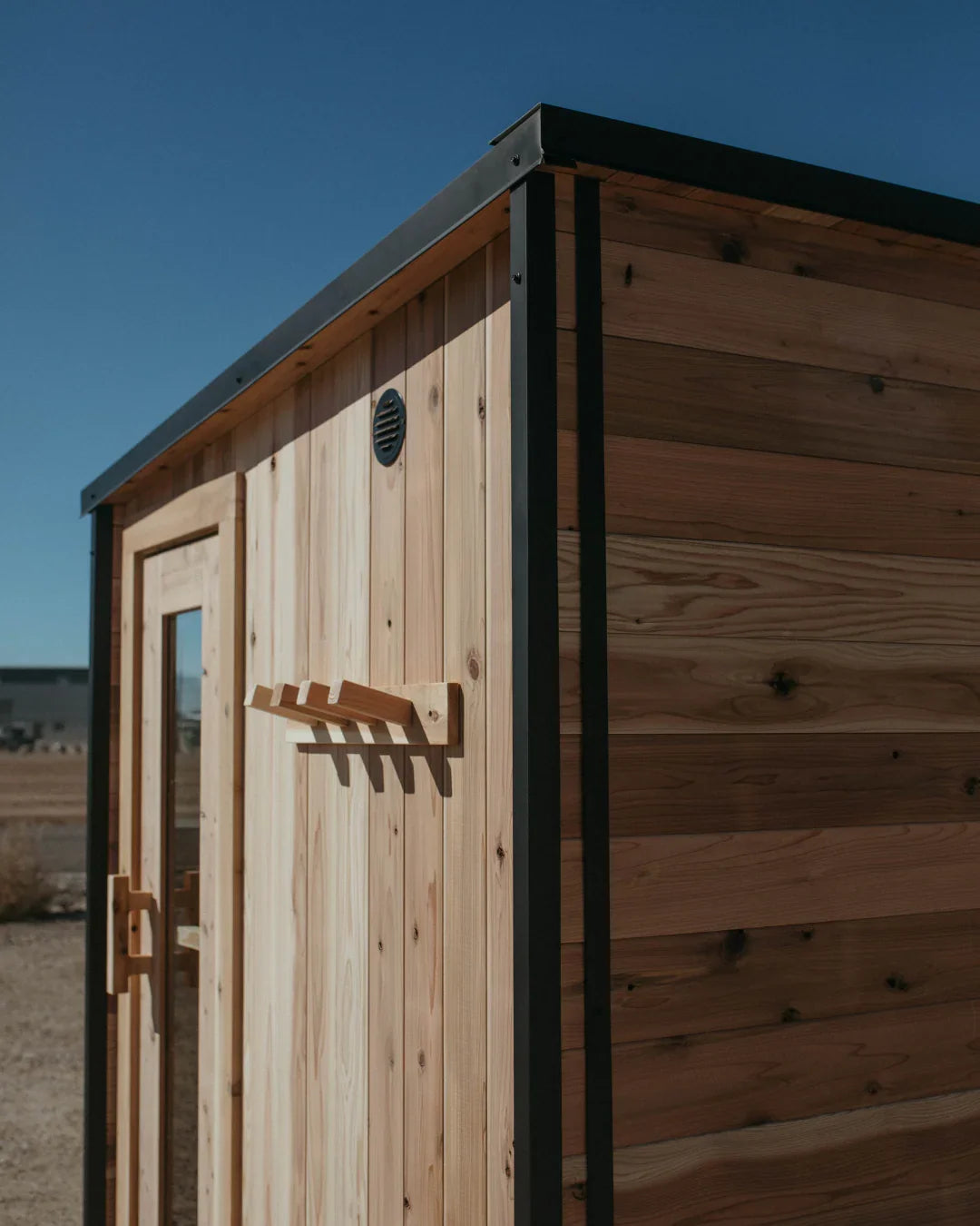 Sweat Kingdom USA Made 4 Person Summit Outdoor Traditional Sauna | SK-SUMMIT-4P