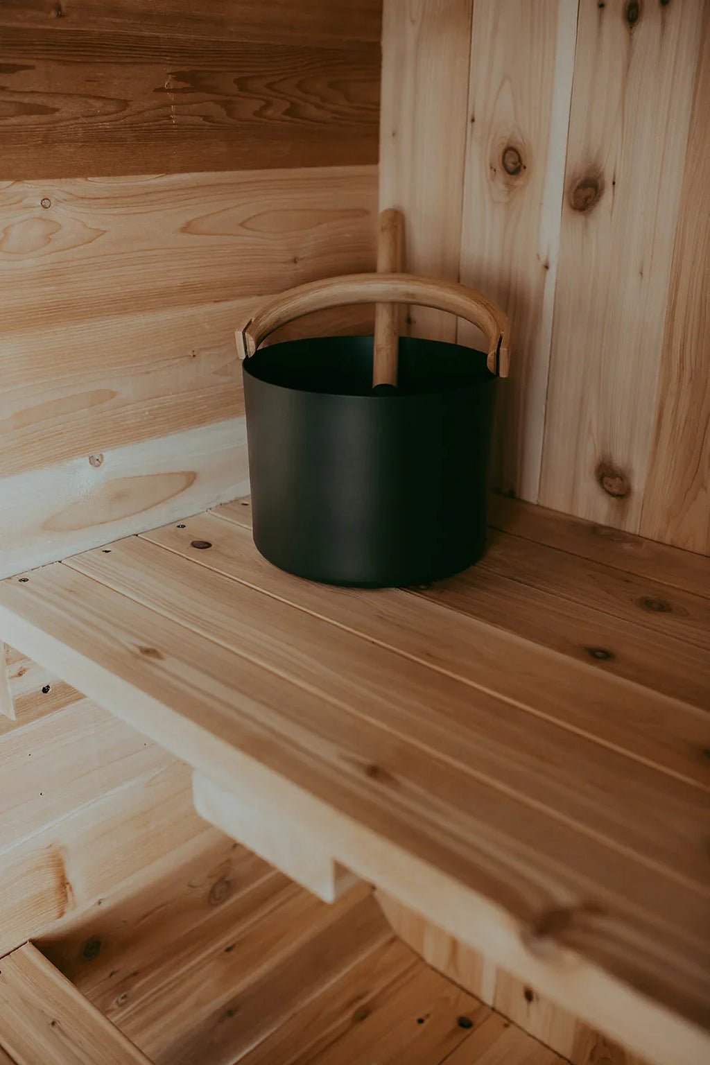 Sweat Kingdom USA Made 4 Person Blackout Sweat Pod Indoor/Outdoor Traditional Sauna | SK-POD-4P-BO