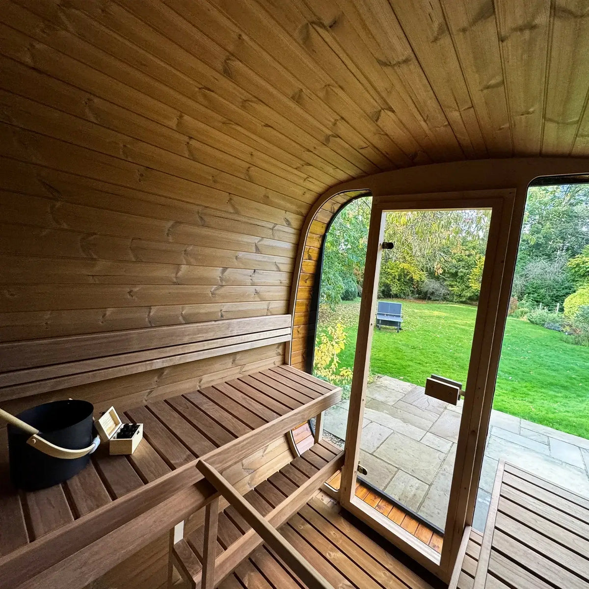 SaunaLife 6 Person 7.6' Long Outdoor Traditional Cube Sauna | Model CL7G