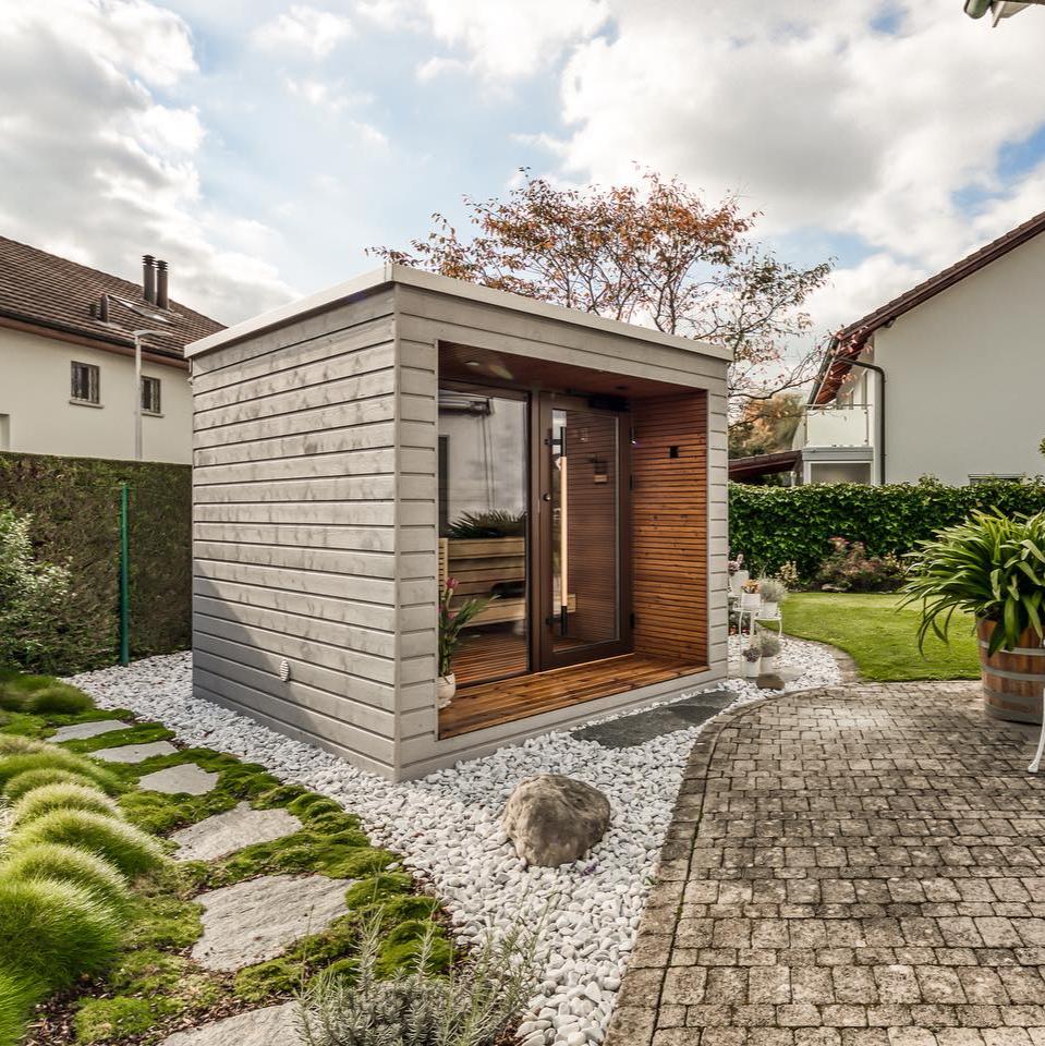 Auroom Arti 5-Person Outdoor Traditional Sauna