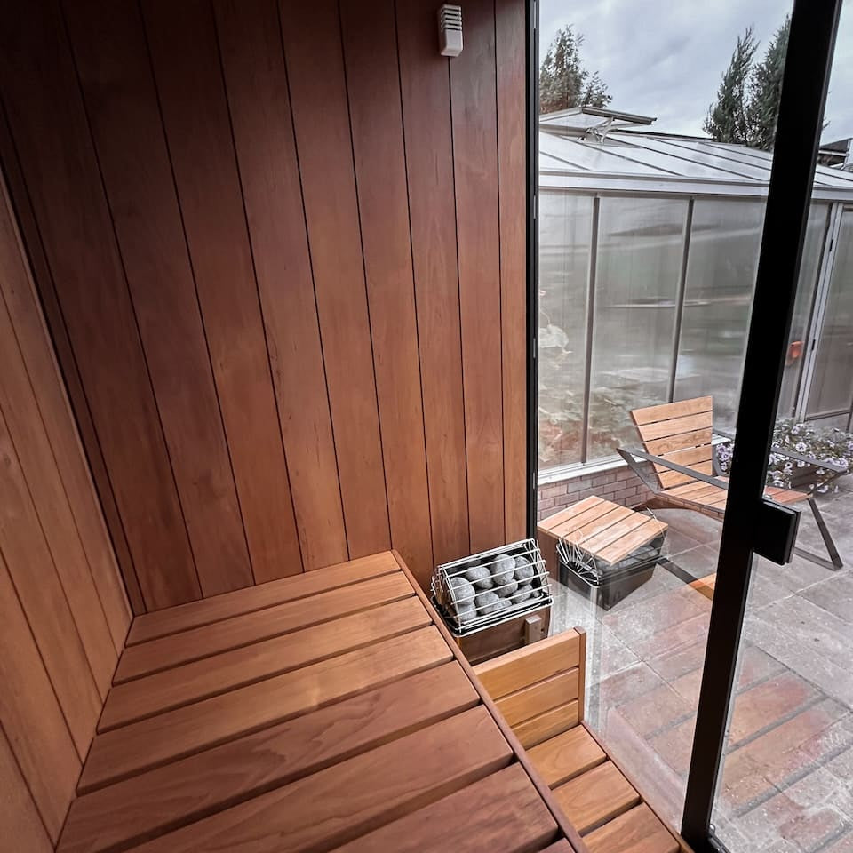 Haljas Hele Nano | 2-Person Pre-Assembled Outdoor Traditional Sauna