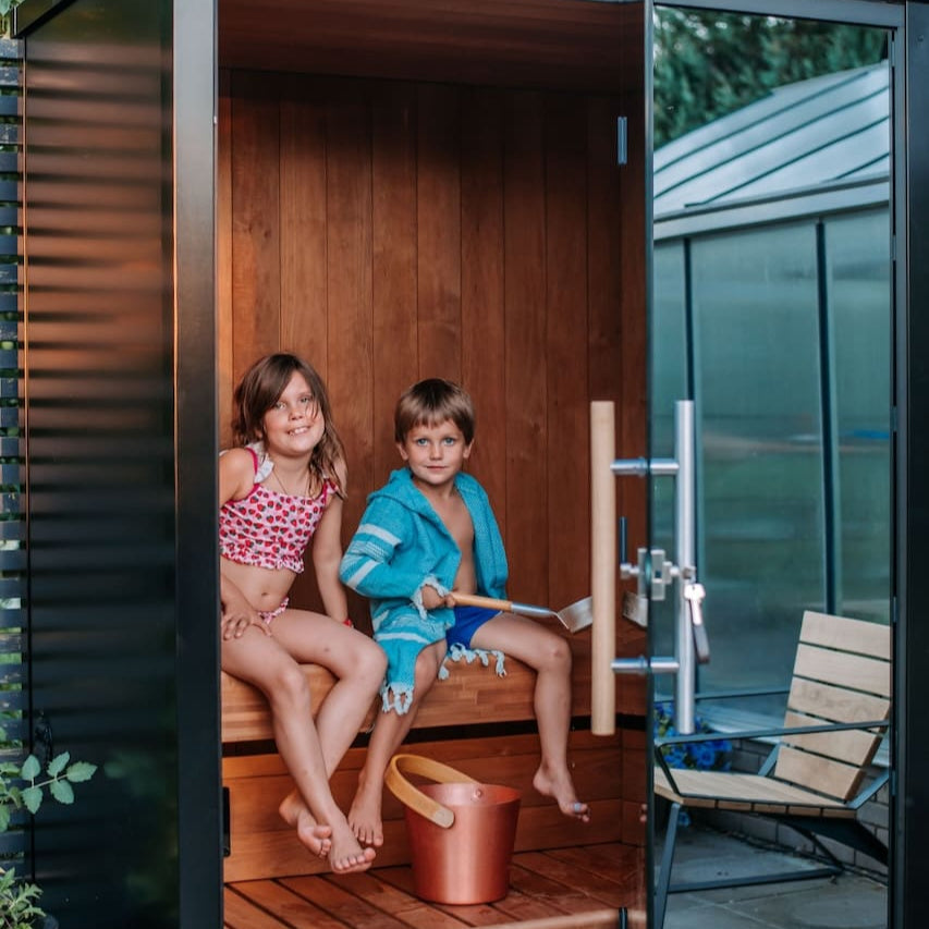 Haljas Hele Nano | 2-Person Pre-Assembled Outdoor Traditional Sauna